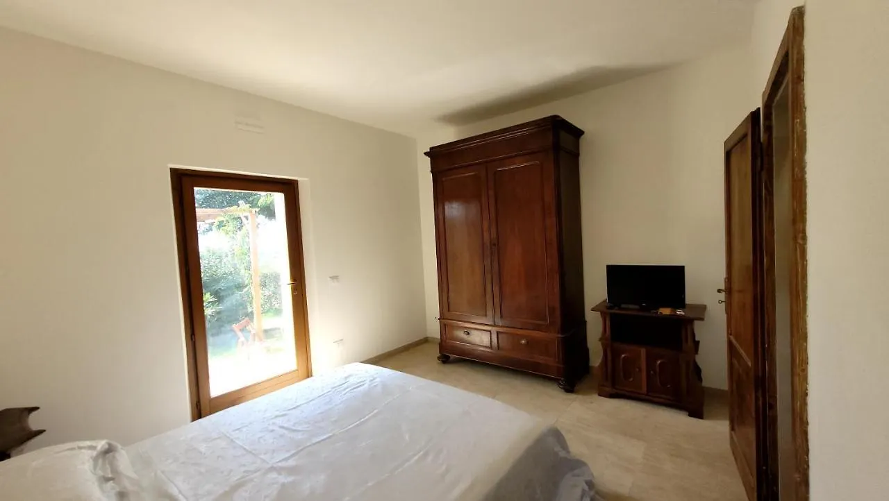 Agriturismo Poggio La Lodola Massa Marittima